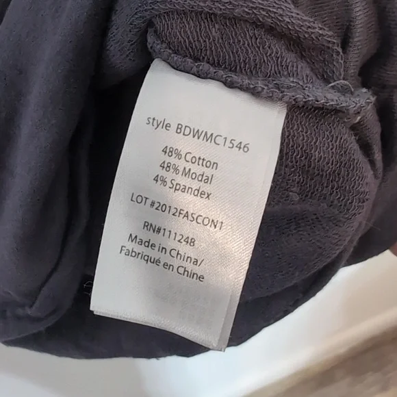 Barefoot Dreams Malibu Lightweight Hoodie Sweatshirt - Picture 5 of 6